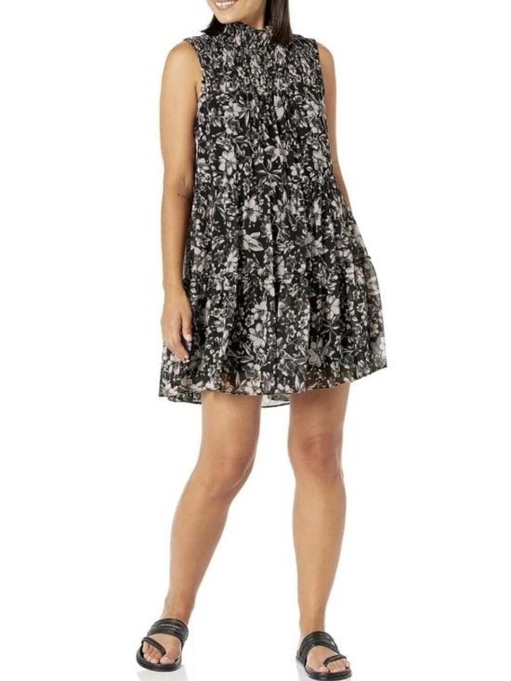Just Taylor Floral Smocked Tiered Mini Dress Size 6